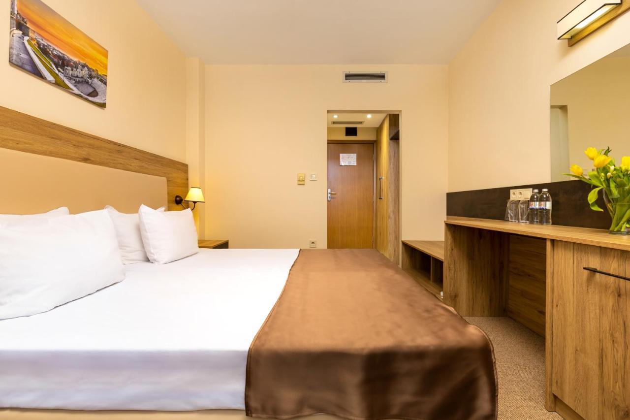 Hotel Intelcoop Plovdiv Eksteriør bilde